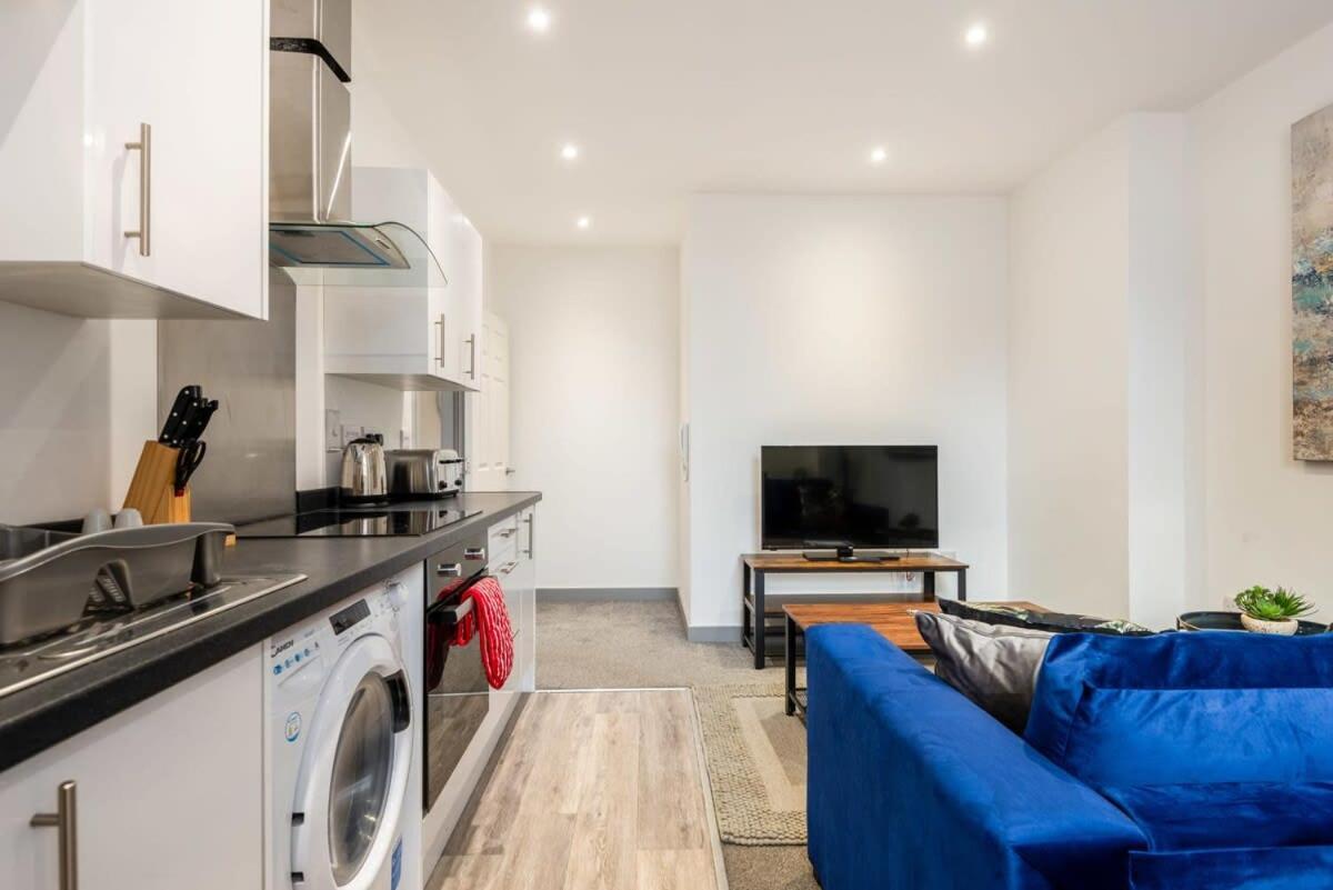 Smart 2 Bed Budget Apartment In Central Doncaster Exterior photo